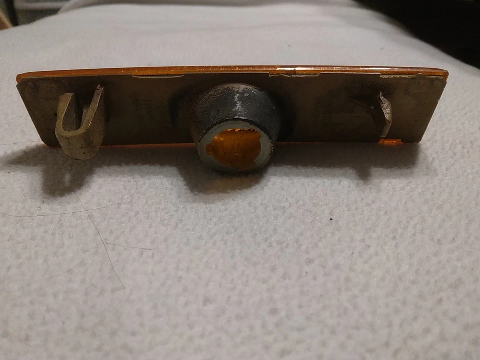 Luz de señalización lateral delantera izquierda Toyota Celica 1986-1992, Supra 81740-20150 Foto 2 de 4