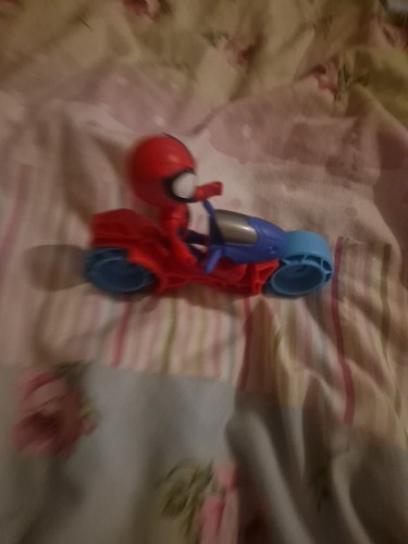 Marvel Spidey and His Amazing Friends Spidey Figur und Motorrad - Bild 3 von 3