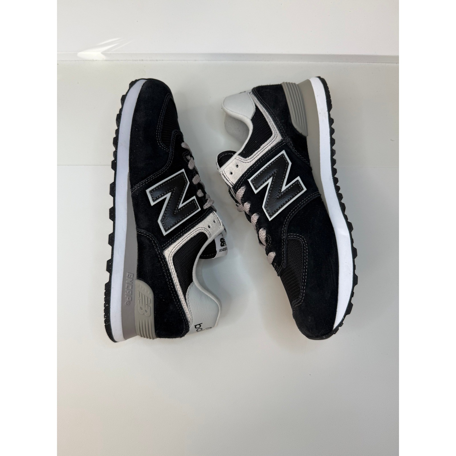 New Balance 574 Classic Mens Sneakers Black XML574EVB Mens 8.5 Womens 10 New thumbnail 5
