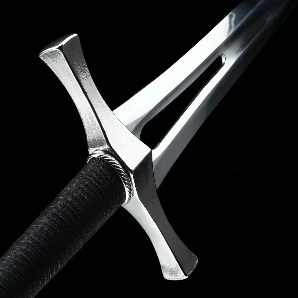 Espada larga medieval hecha a mano bola de acero al carbono lista con vaina de madera Foto 4 de 4