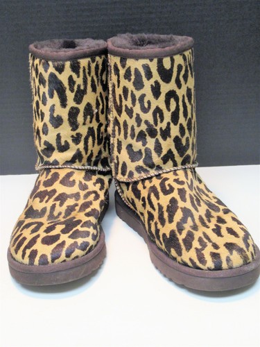 slip on walking boots womens