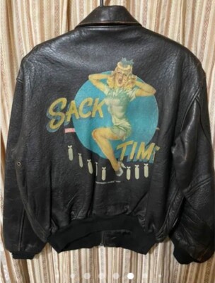 AVIREX vintage A2 pin-up girl leather flight jacket (Made in AVIREX vintage A2 pin-up girl leather flight jacket (Made in