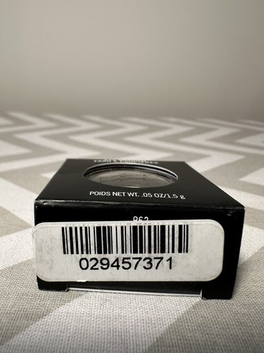 MAC Sandstone Matte Eye Shadow .05 OZ / 1.5 G NEW in Box - Picture 3 of 4