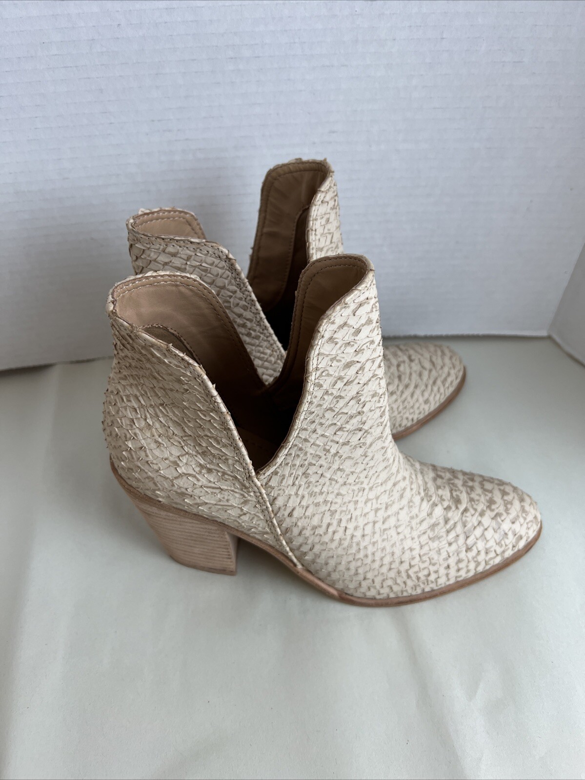 Kaanas Booties - image 2
