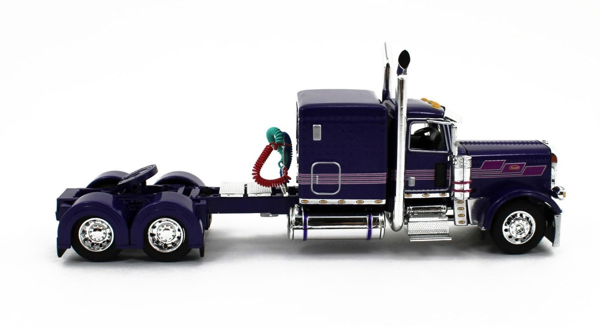 2023 DCP 1:64 *PURPLE & WHITE* Peterbilt 389 63 2023 DCP 1:64 *PURPLE & WHITE* Peterbilt 389 63