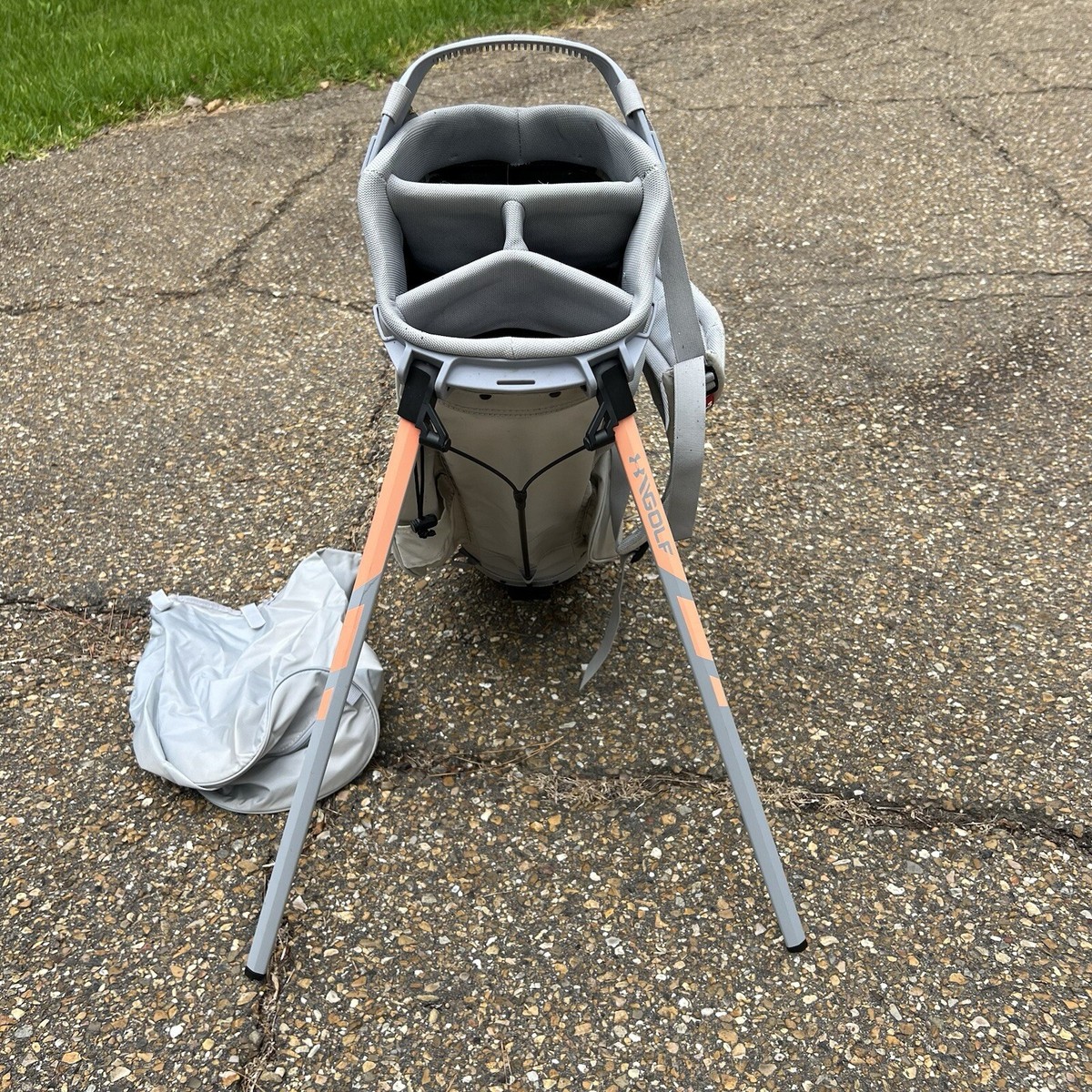 Under Armour UA Storm Speedround Stand Golf Bag Gray Pink