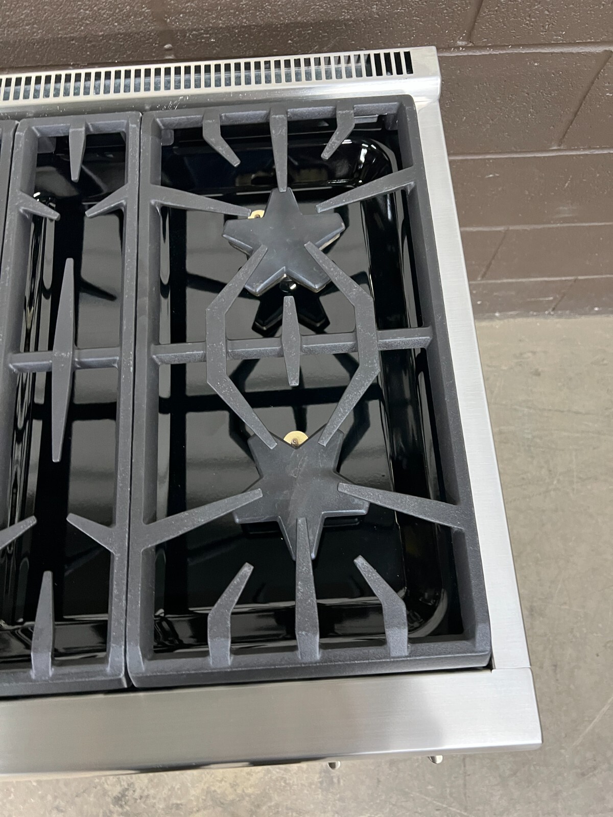 Thermador PRG304GH 30" Professional ProHarmony All Gas Range Oven 4