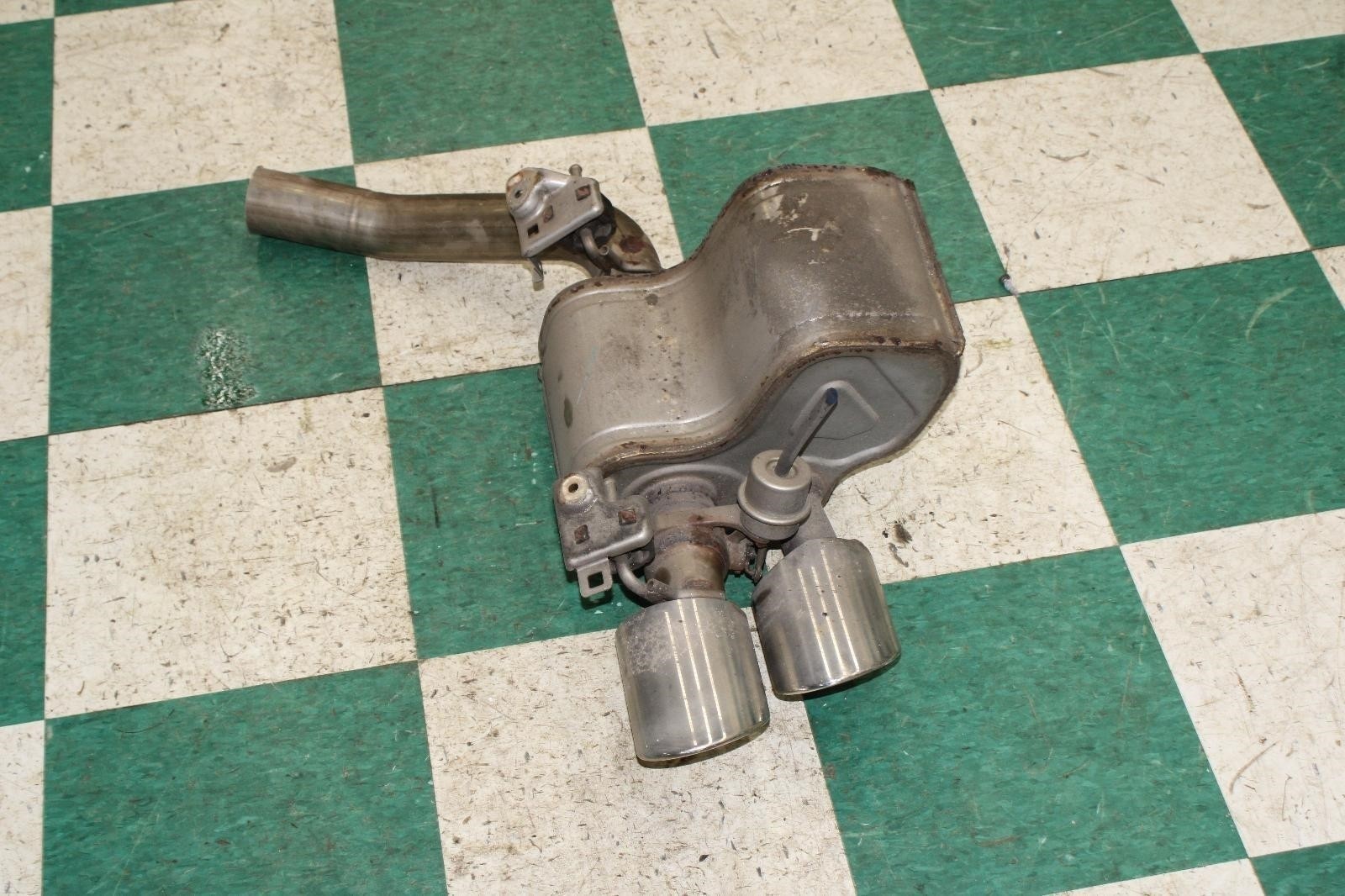 14-19 Ghibli 3.0L Passenger Side Right RH Dual Tip Exhaust Muffler OEM Factory