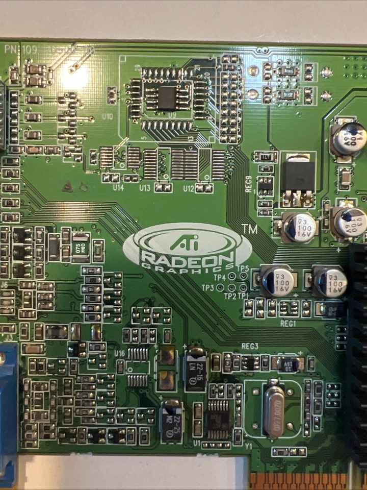 ATI RADEON RV100 SD32M 32MB AGP Graphics Card 109-78500-00 - Image 2 of 4