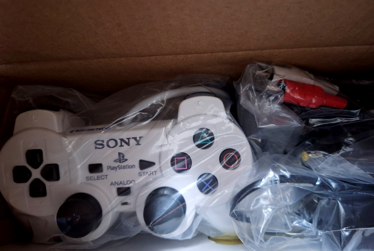 Buy Sony PlayStation 2 Launch Edition Ceramic White Console (SCPH