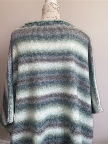 Pullover Oversize von Sarah Tempest, hübsches grün/weiß/grau gestreift One Size - Bild 12 von 14