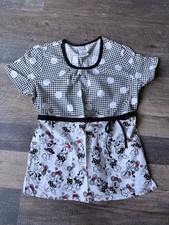 Disney Minnie Mouse Scrub Top Black, White, Red Size Small