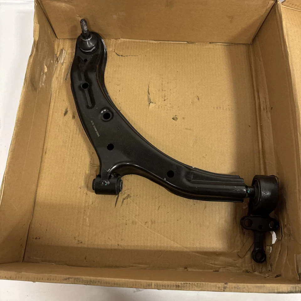 Brazo de control de suspensión CARQUEST 810-71846B para Nissan Sentra 00-06 Foto 3 de 4