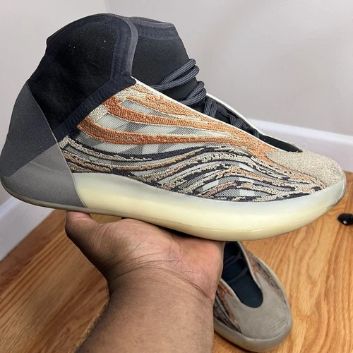 Adidas Yeezy Quantum Flash Orange Black Suede (GW5314) Size 11M