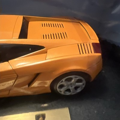 Orange Lamborghini Gallardo 1:18 Scale Diecast Model Car By Maisto