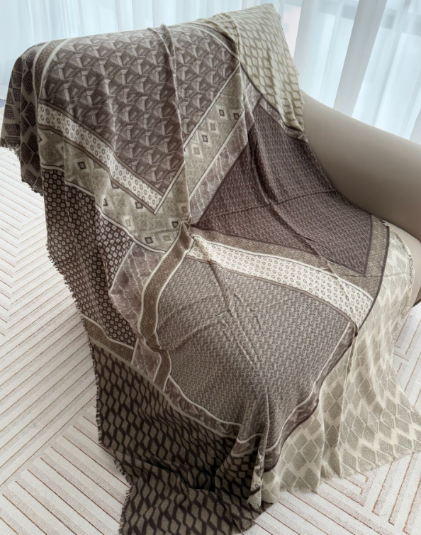 100% Wool Neckerchief 190X130cm Shawl Brown stripe Print Scarf Bandanna Wrap new