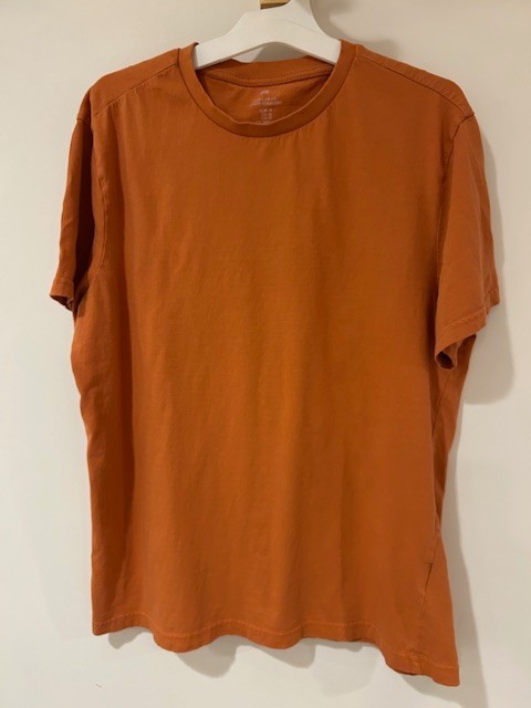 H&M Men Size M T-Shirt Orange Short Sleeve Crew Neck Cotton Regular Fit