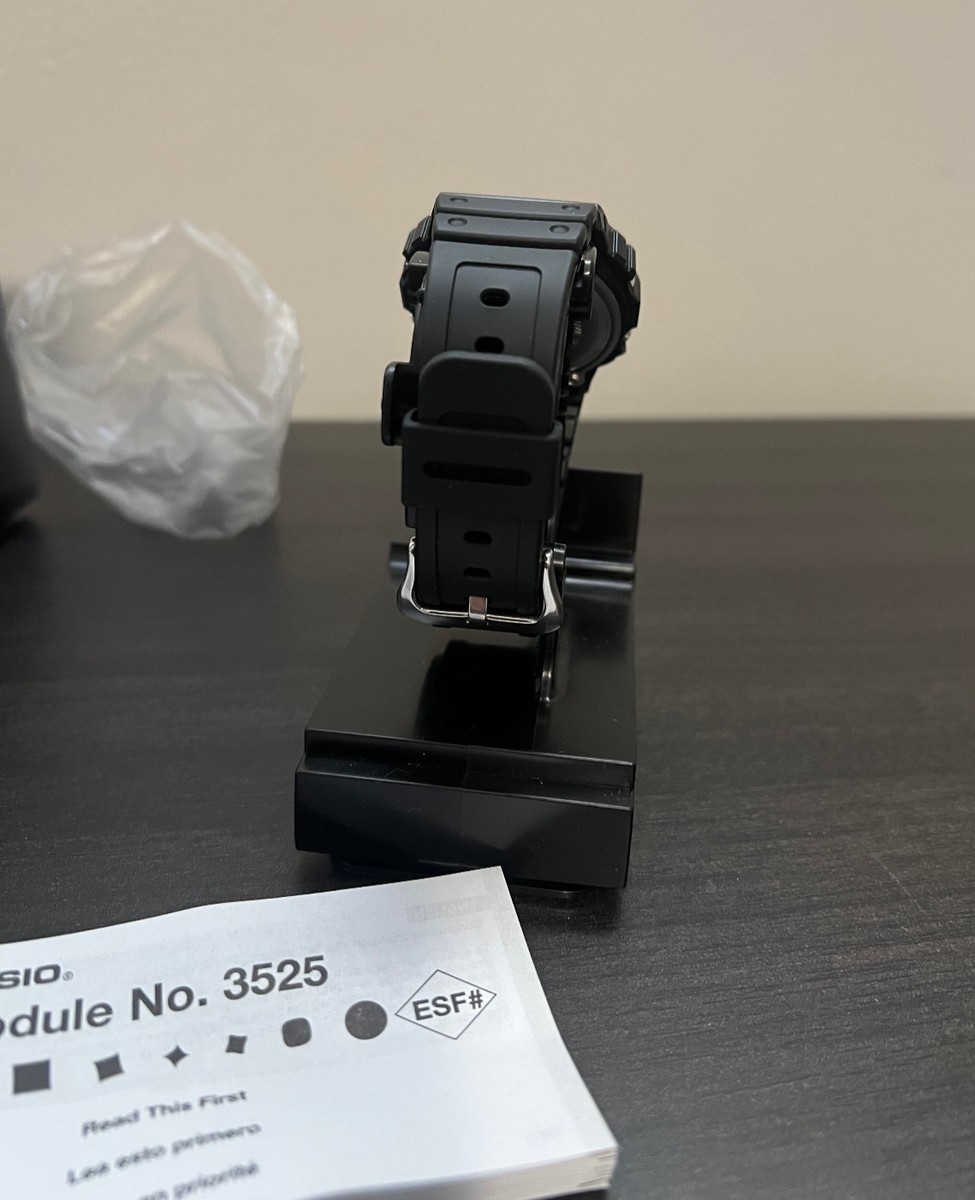 Casio G-Shock Men's Watch DW5600UE Quartz Digital Black Resin