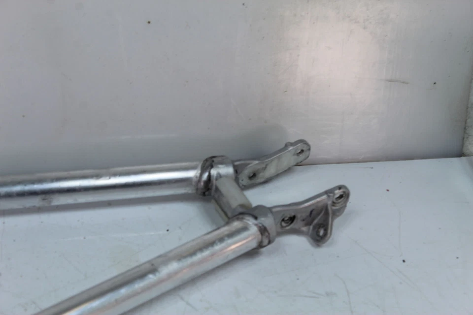 Miembro trasero 14-15 Ski-doo Renegade X 1200 518326559 Foto 3 de 4