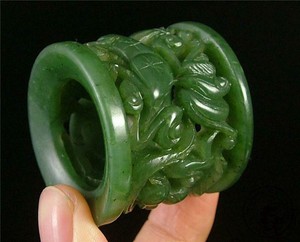 Old Chinese Spinach Green Nephrite Jade Carved Archer's Thumb Ring Open Work