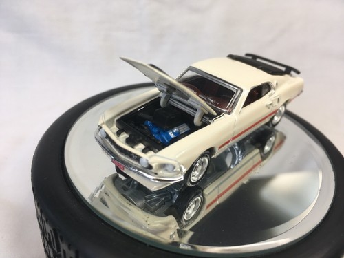 Ertl Collectibles 1969 Ford Mustang Mach 1 OPENING HOOD & TRUNK! - Picture 2 of 11