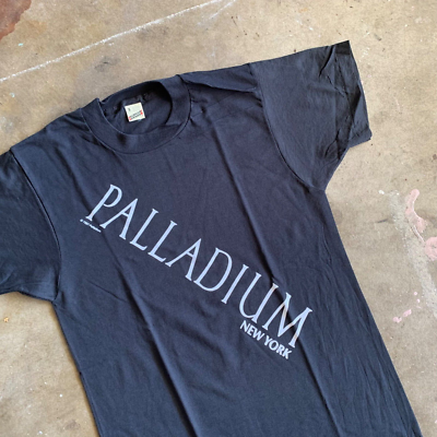 80s VINTAGE NYC THE PALLADIUM WORLD FAMOUS NIGHTCLUB T-SHIRT