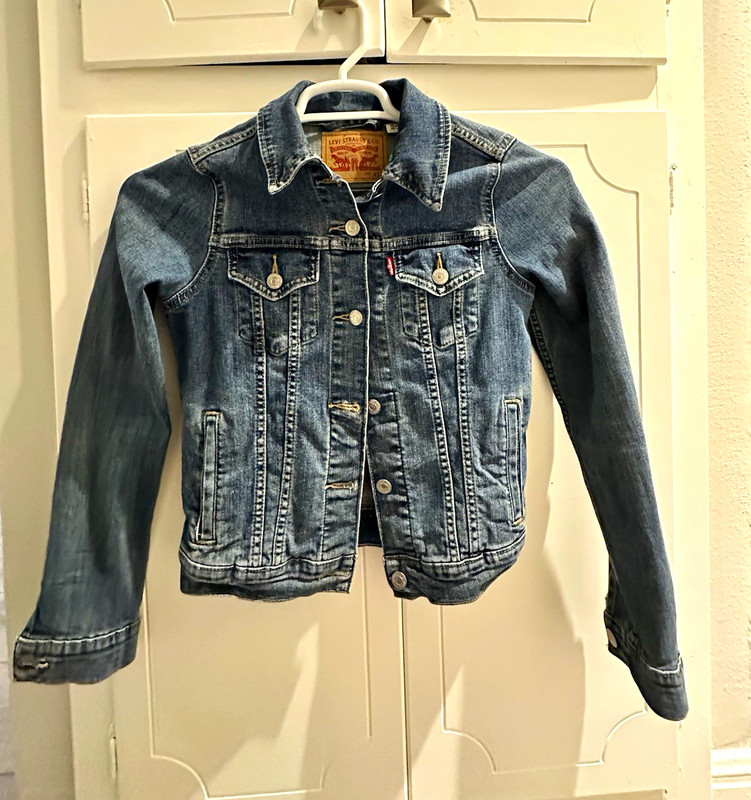 Levi's Women's Blue Trucker Jacket XS Button Front Long Sleeve Pockets