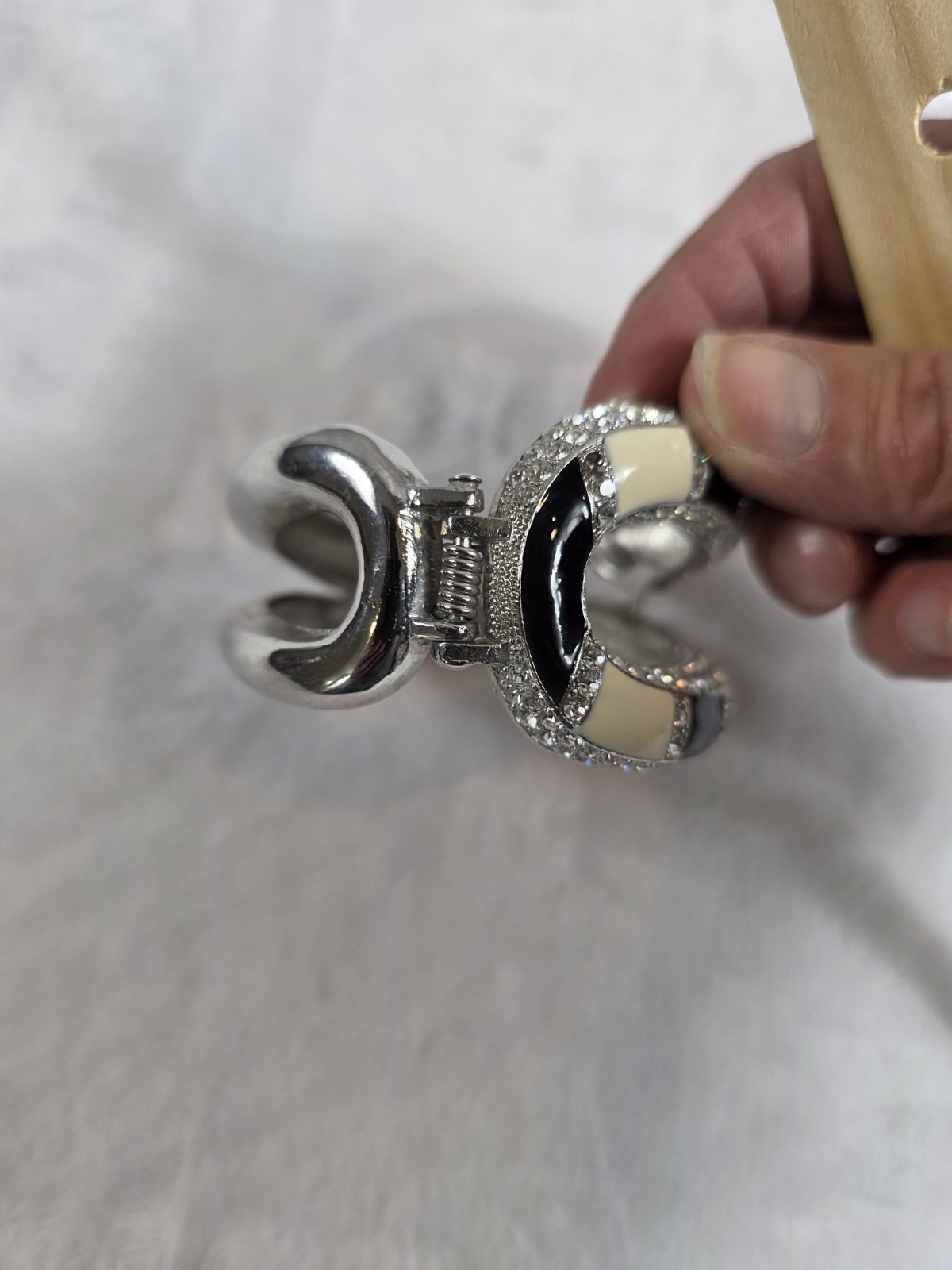 Unique Statement Snake Hinge Enamel Rhinestone Gl… - image 5