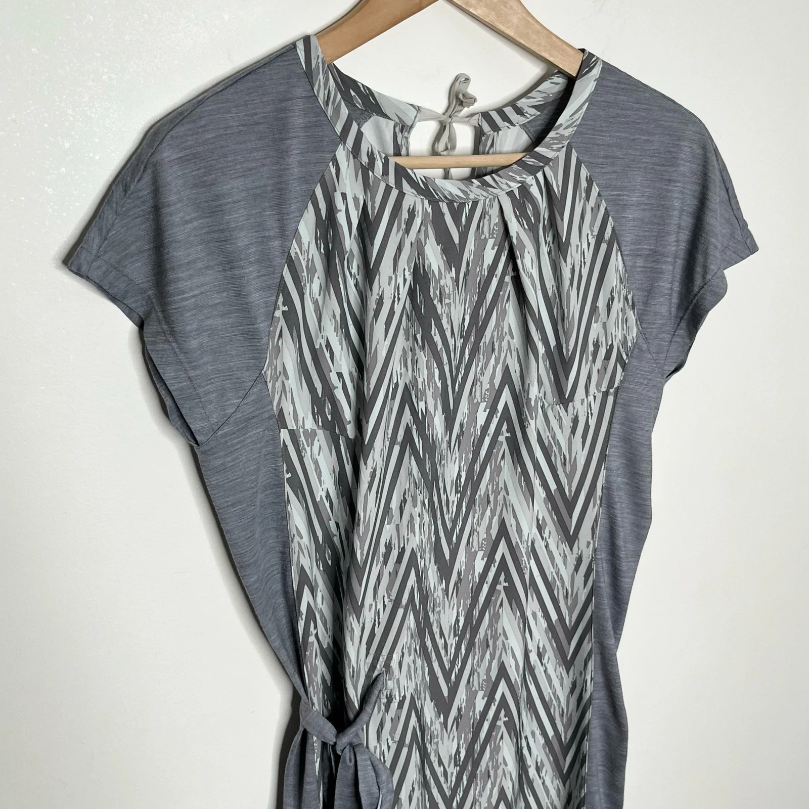 smartwool merino sport zig zig print short sleeve dress