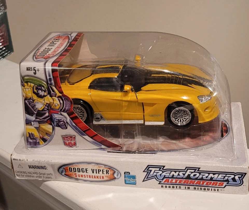 2005 Transformers Alternators Dodge Viper Sunstreaker.(_) - Image 3 of 4