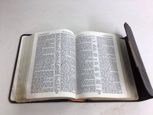 Nelson NKJV Compact Reference Holy Bible Red Letter Black Snap Closure Preowned - Bild 5 von 7