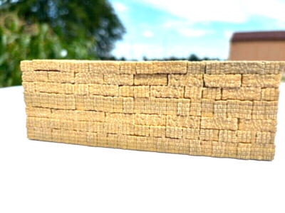 1 DCP / FIRST GEAR 1/64 SCALE  RESIN  HAY LOAD  (HO train loads)