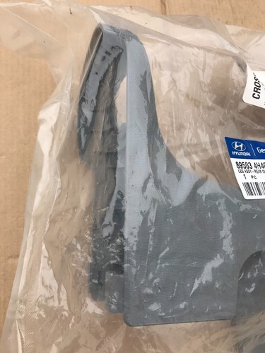 Hyundai REAR Outer LH Seat Leg Cover - 895034H400KD Genuine New Hyundai OEM Part - Picture 3 of 14