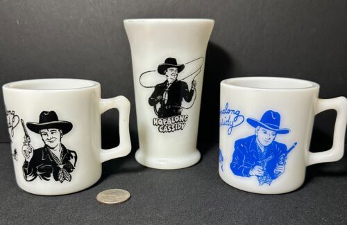 VINTAGE 1950'S ( 3 ) HOPALONG CASSIDY MILK GLASS MUGS