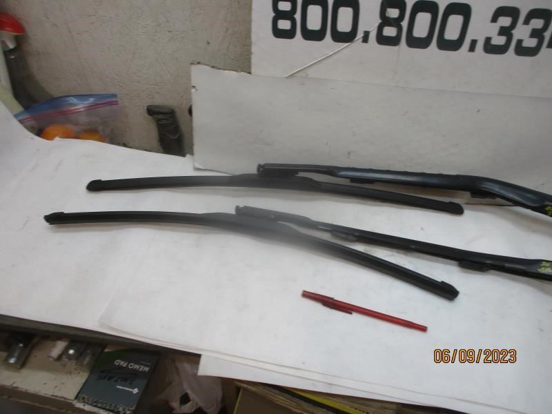 2013 Chevy Silverado Wiper Arm, Driver Side (LH) eBay