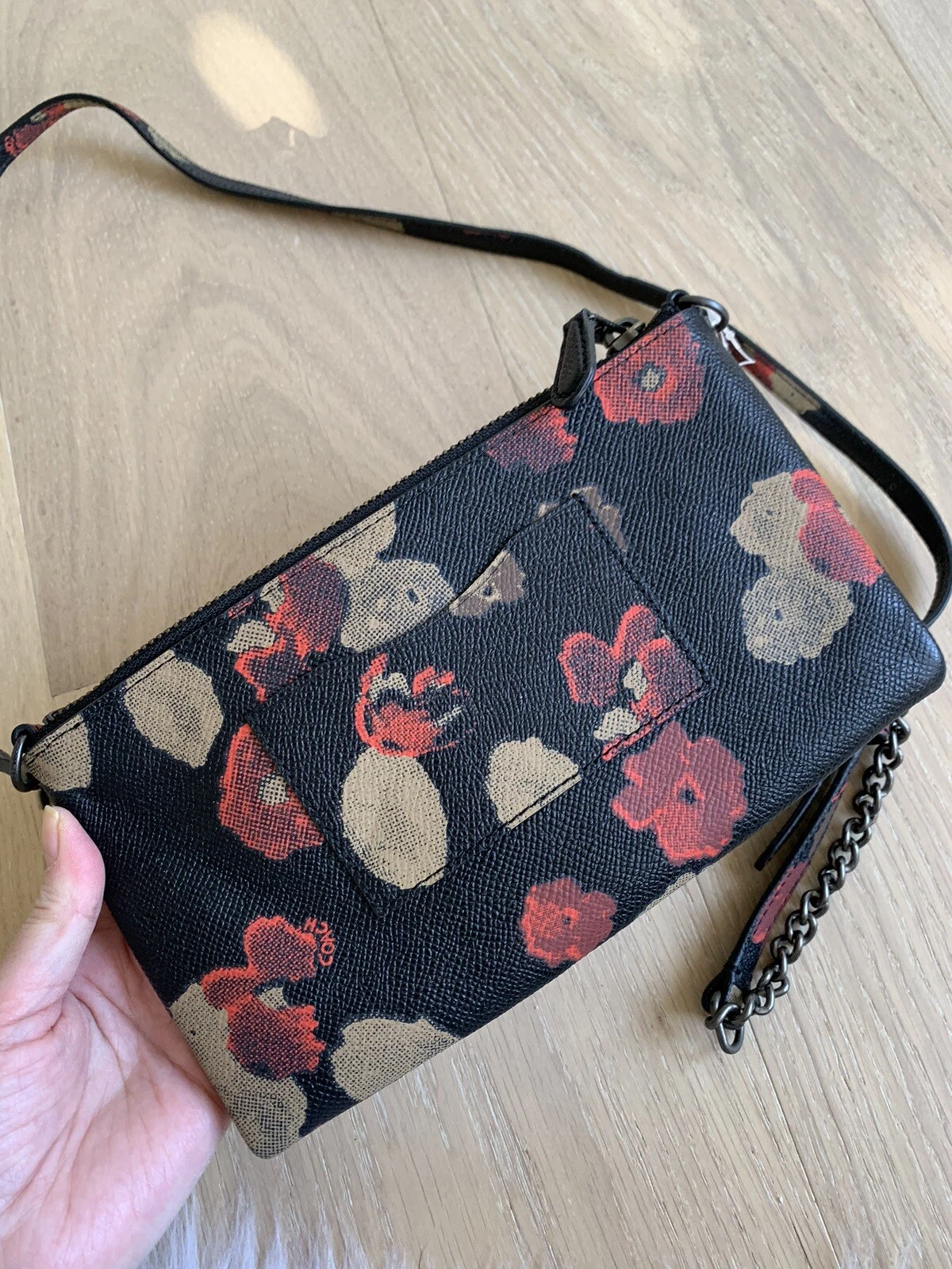 Borsa a tracolla piccola Coach nuova con etichette o frizione in pelle floreale rimovibile