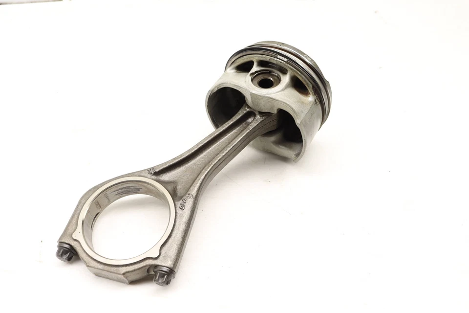 2011 BMW ALPINA B7 XDRIVE - Piston W/ Connecting ROD 7565233 - Image 2 of 4