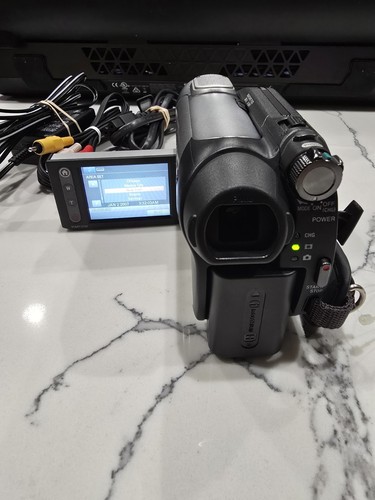 Sony Handycam DCR-DVD108 mit Akku, Ladegerät und Kabeln. Schneller Versand - Bild 4 von 9