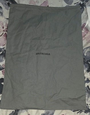 Balenciaga Dust Shoe Bag SIZE 20×14.5 COLOUR GRAY