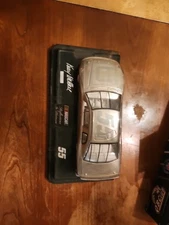 NASCAR Collectible Diecast Kenny Wallace Racers Racing Car 