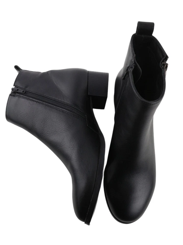 Diesel D-Arlin Women's EU39 Black Zipper Leather Ankle Heels Shoes 260 - Image 4 of 4