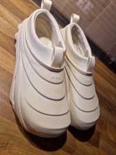 Crocs Echo Beige Gr.M10  W12 Neu Offene Sohle Sport / Freizeit/Strandspaziergang