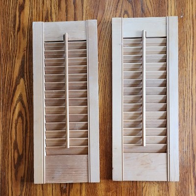 20'' Tall x 8'' Wide Wood Interior Louvered Plantation Window Shutters 2 pcs