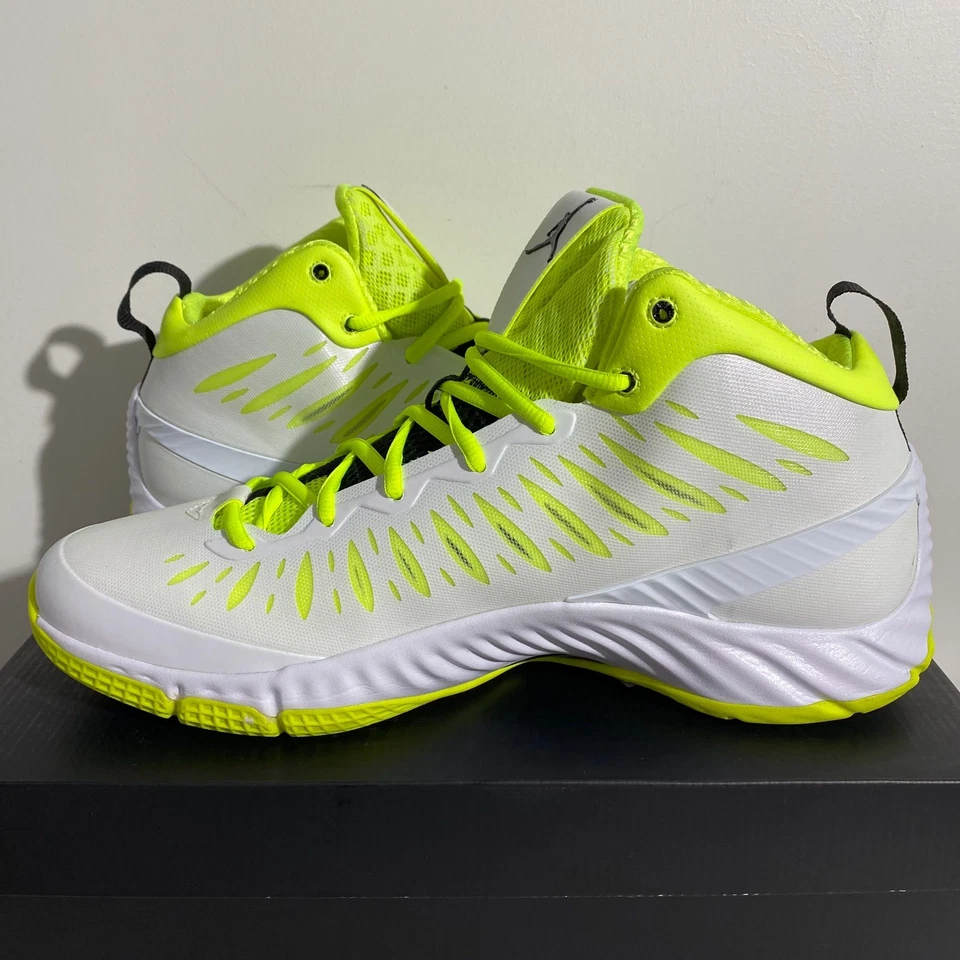 Talla 12.5 - Air Jordan Super Fly Blanco Negro Volt 528650-103 ¡NUEVO! ¡Envío rápido! Foto 3 de 4