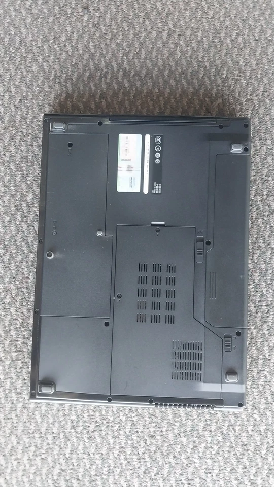 Dell Vostro 1520 Intel 2Duo P8600 4GB 160GB Win 7 CMOS BAD MISSING KEY NO AC - Image 4 of 4