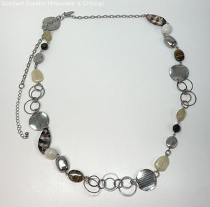 NY Silver Tone Brushed Disk Faux Stone Station Necklace 43.9g