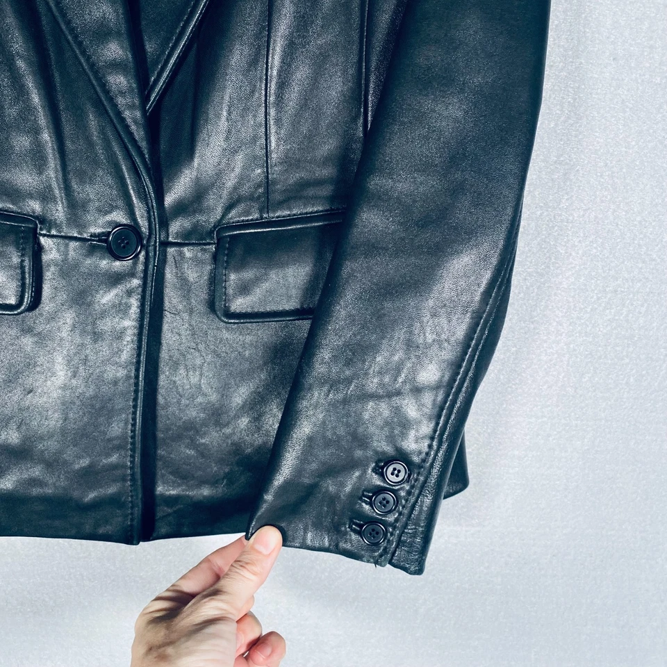 Chaqueta de cuero Context para mujer 4 negra blazer de un solo botón motociclista Foto 3 de 4