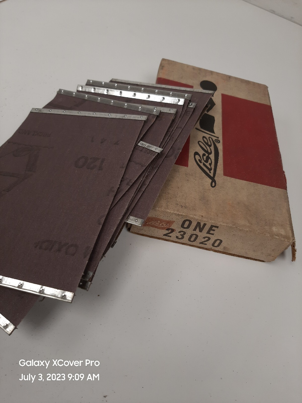 Lisle 23000 Cylinder Hone 80 & 120 Grit Paper With Extra Sandpaper