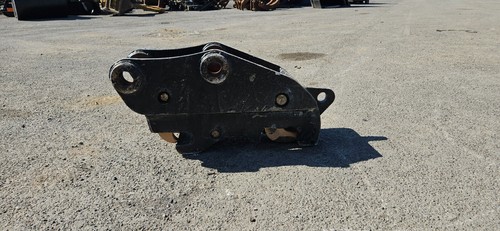 Quick Hitch w/ 45mm Pins - Used - Price £750.00 + VAT @ 20% - C125 - Picture 4 of 8