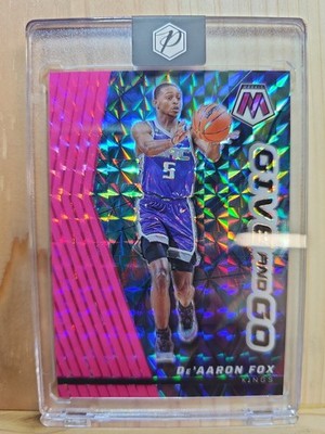 2022-23 Panini Mosaic - Give and Go De'Aaron Fox #8 Fluorescent Pink Mosaic...